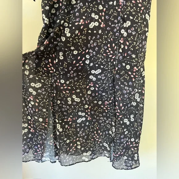 Talulah black floral off the shoulder dress - Picture 4 of 5